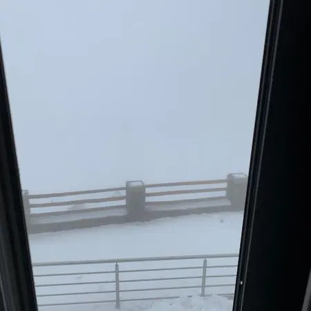 Σαλέ Qj Covilhã