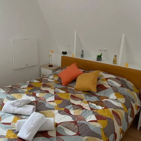 Σαλέ Qj Covilhã